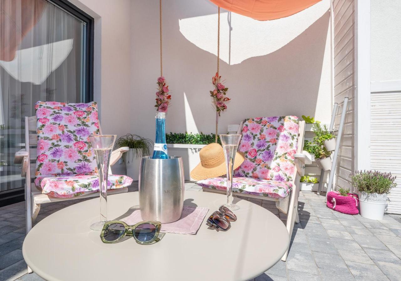 Ferienwohnung Kawalek Swiata Ujście-Darłowskie Exterior foto